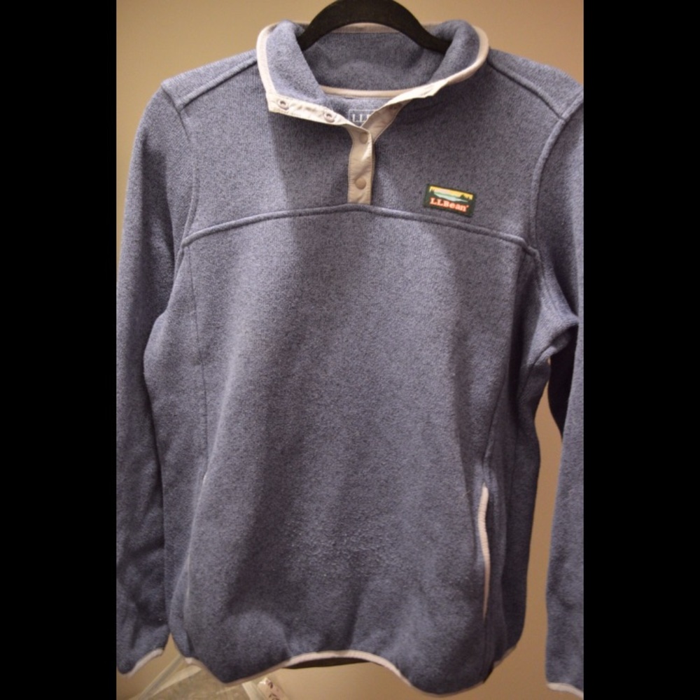 L.L bean Pull over